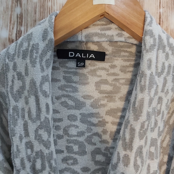 Tunic cartigan with tie - Picture 2 of 2